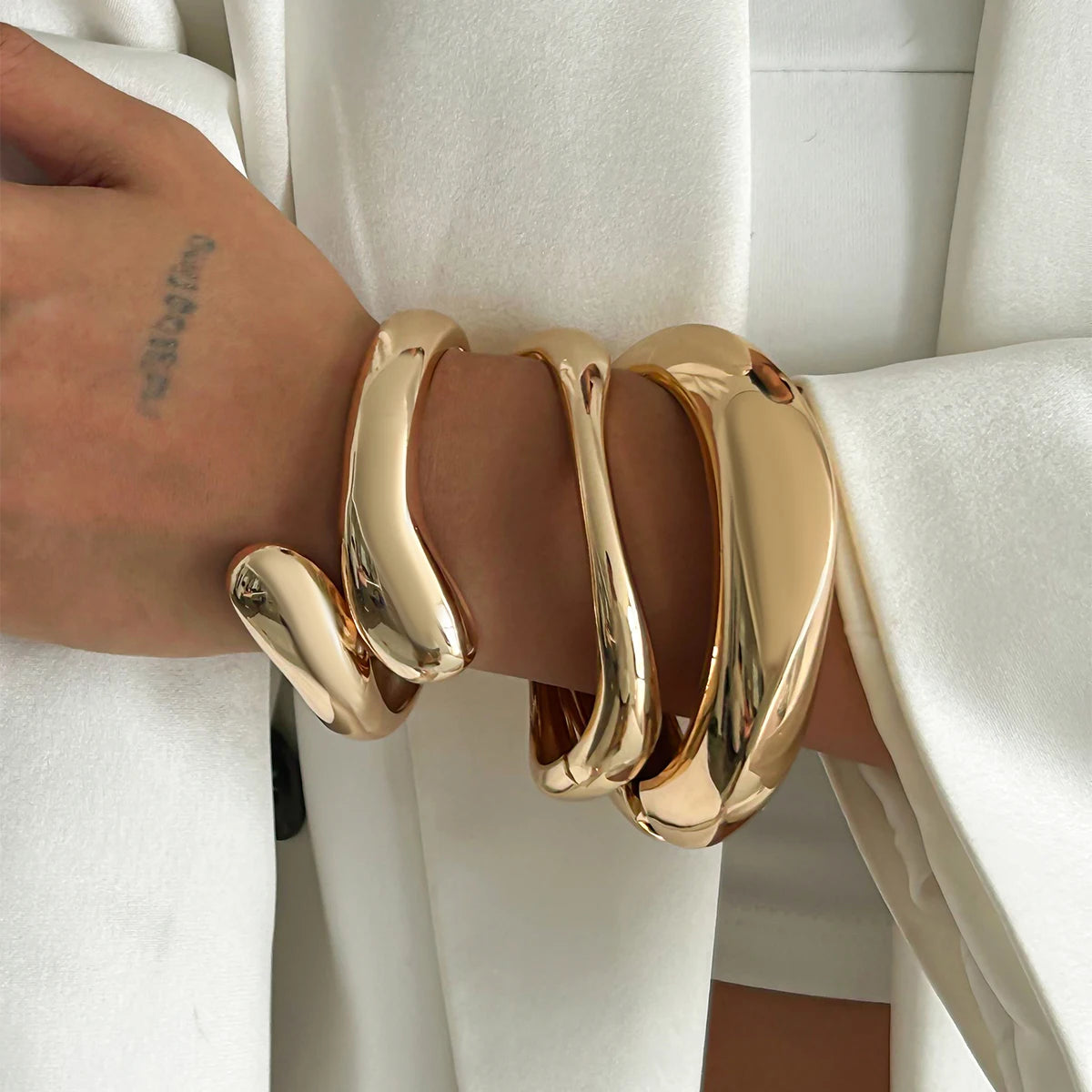 4-Style Liquid Gold "Water Drop" Spring Bangles | Luxury Irregular Geometric Cuff Set