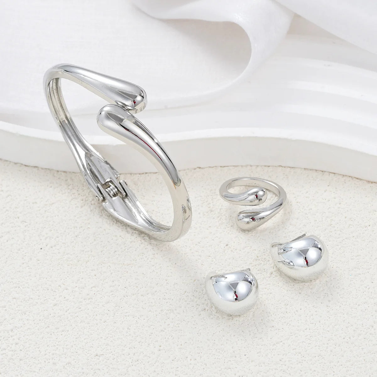 3-Piece "Liquid Gold" Jewelry Set | Water Drop Spring Bangle, Ring & Earrings